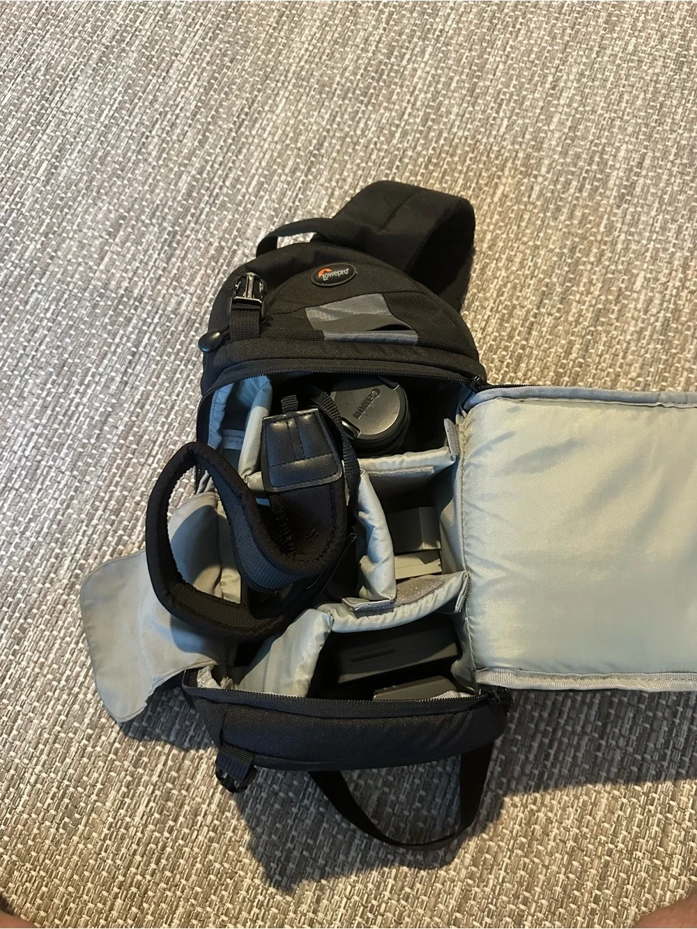 Canon PowerShot SX30 IS Camera Bundle | Lowepro Bag |  Excellent Condition